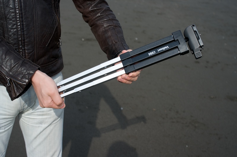 <b>脚を伸ばしているところ。このまま足先をぐいっと伸ばす</b>