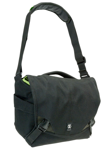 <b>ブラック/ガンメタル</b>