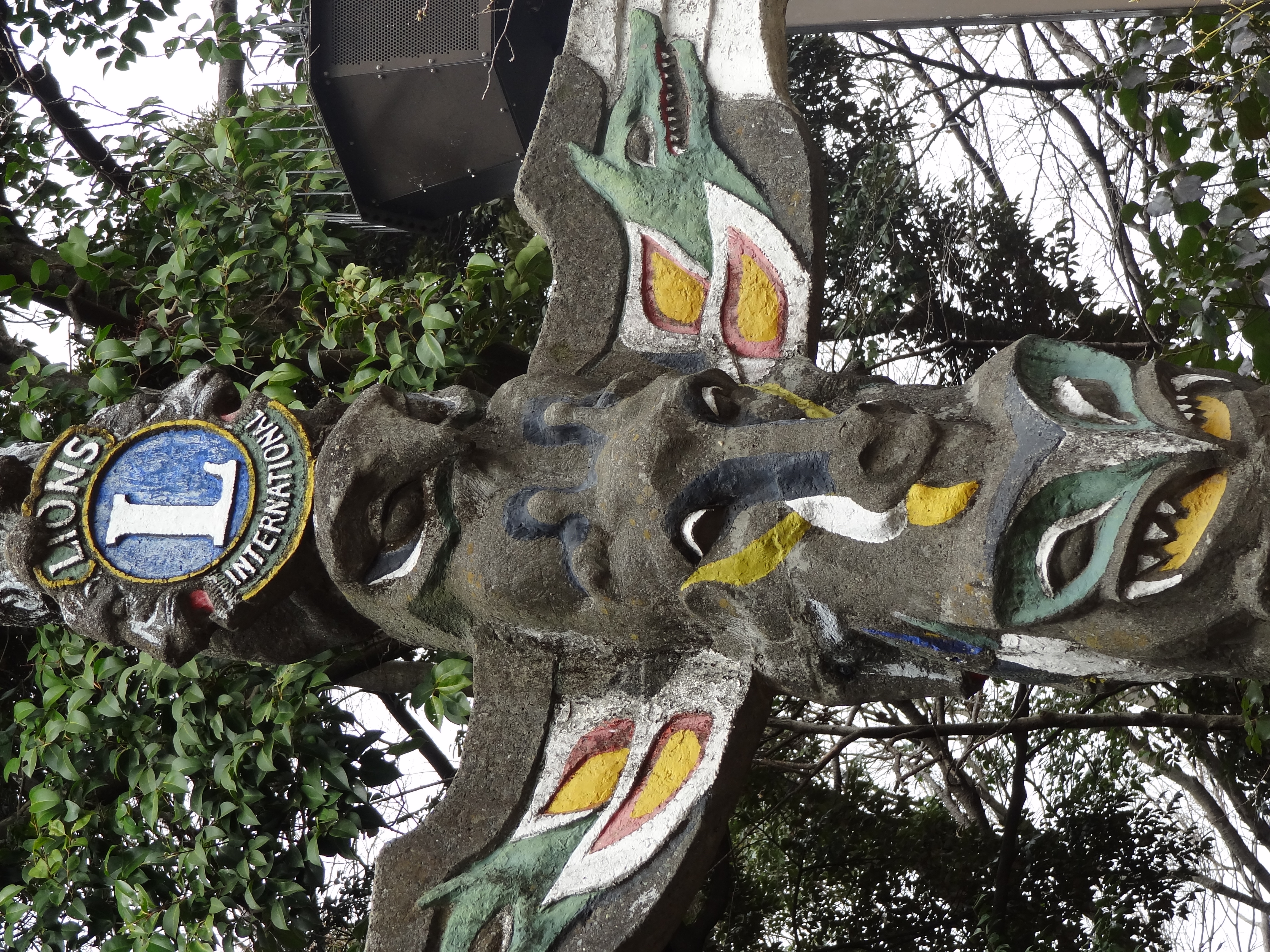 <b>DSC-HX9V / 約6.0MB / 3,456×4,608 / 1/160秒 / F5 / 0.0EV / ISO100 / WB:オート / 22.4mm</b>