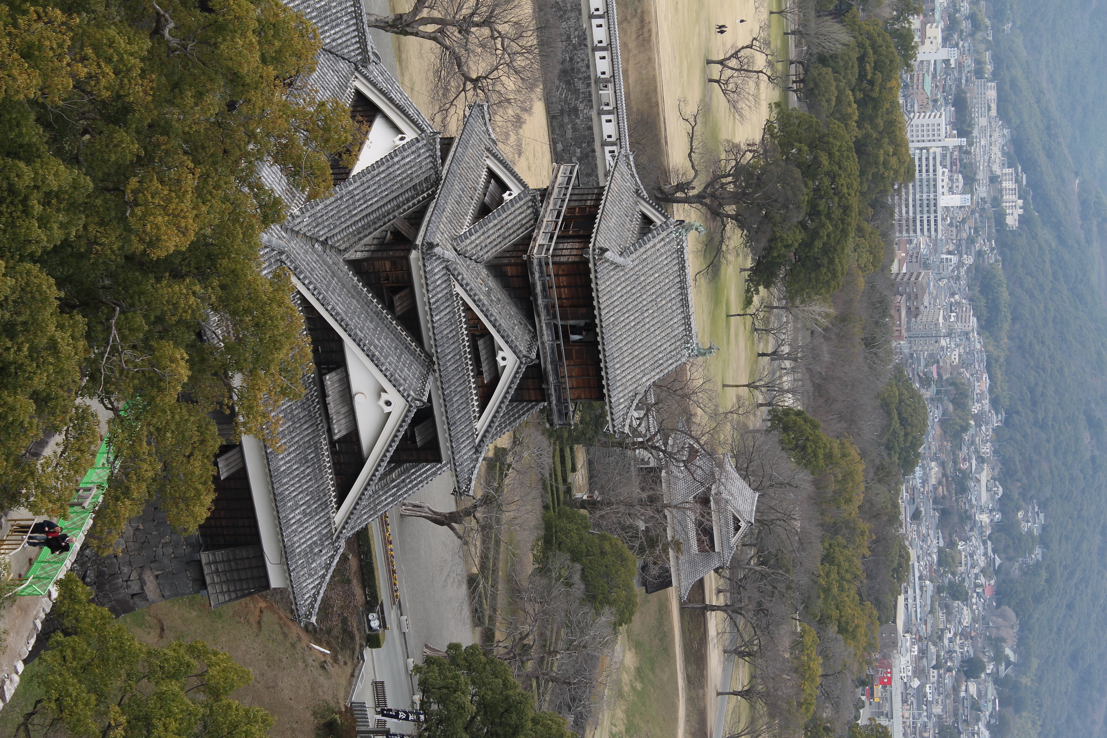 <b>EOS Kiss X50 / EF-S 18-55mm F3.5-5.6 IS II / 約6.6MB / 2,848×4,272 / 1/160秒 / F7.1 / -0.7EV / ISO100 / WB:オート / 55mm</b>