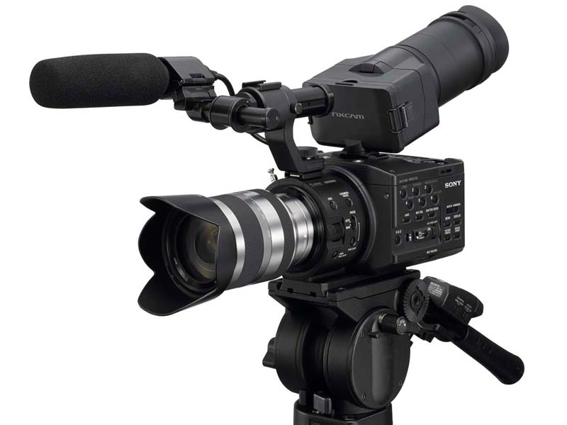 <b>三脚に装着したところ</b>