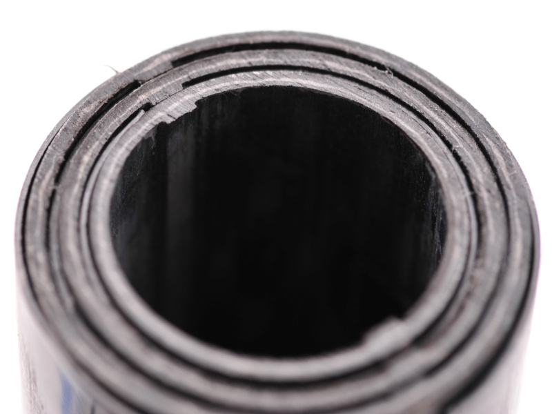 <b>パイプ同士が空転しないという独自のARSカーボンパイプを採用</b>