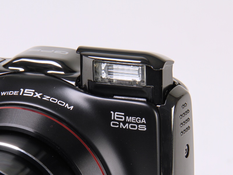 <b>ポップアップ式のストロボを採用する</b>