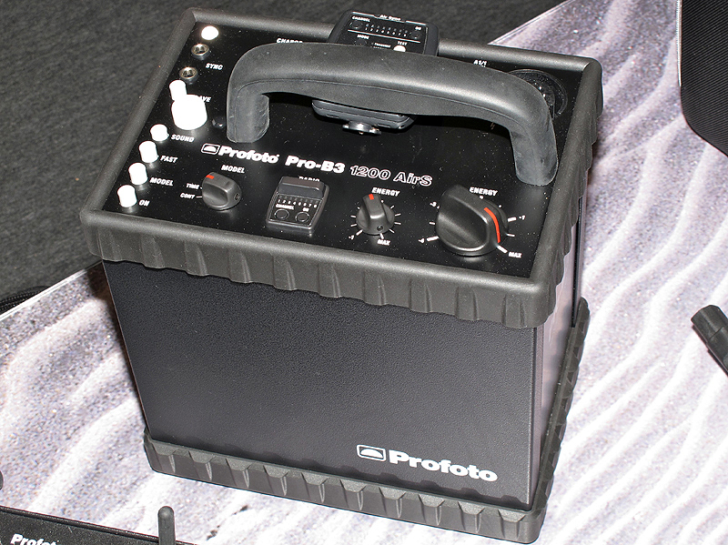 <b>バッテリーストロボのPro-B3 1200 AirS</b>