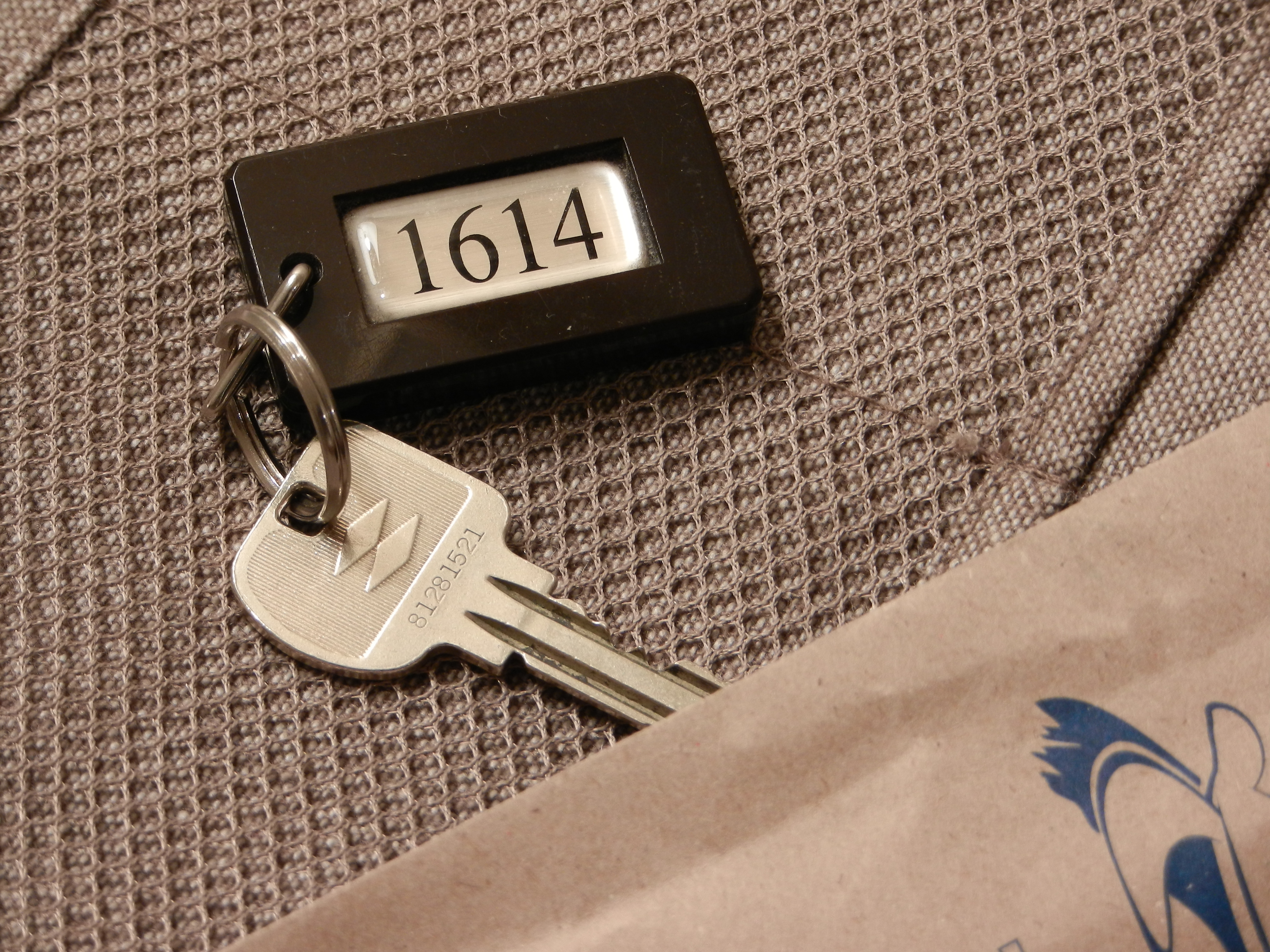 <b>ISO160 / COOLPIX S9100 / 5.1MB / 4,000×3,000 / 1/4秒 / F5.1 / 0.0EV / WB:オート / 22.2mm</b>