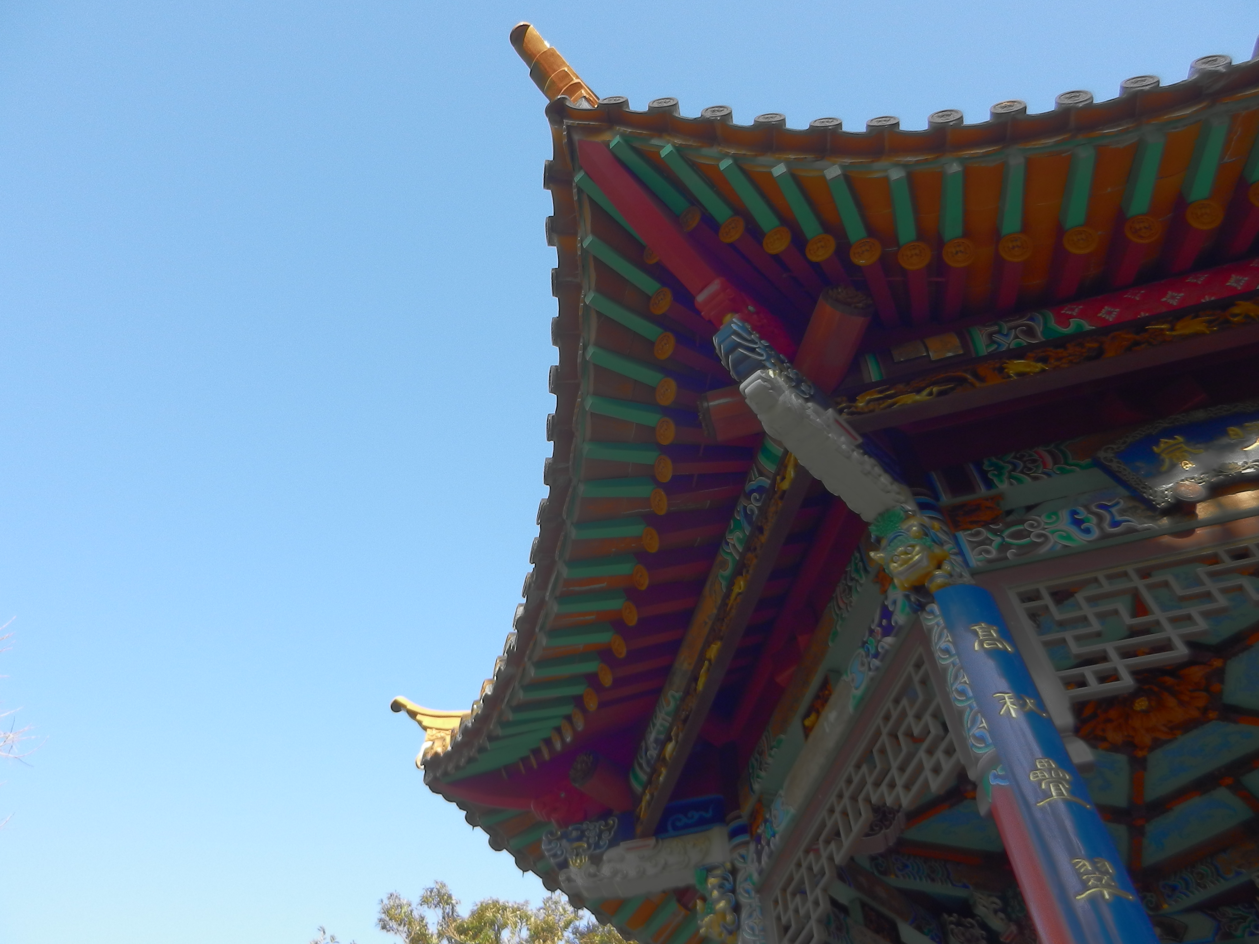 <b>HDR / COOLPIX S9100 / 3.7MB / 4,000×3,000 / 1/320秒 / F3.5 / 0.0EV / ISO160 / WB:オート / 4.5mm</b>