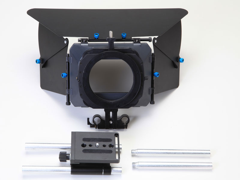 <b>アルミロッドにベースプレートを装着して使用する</b>