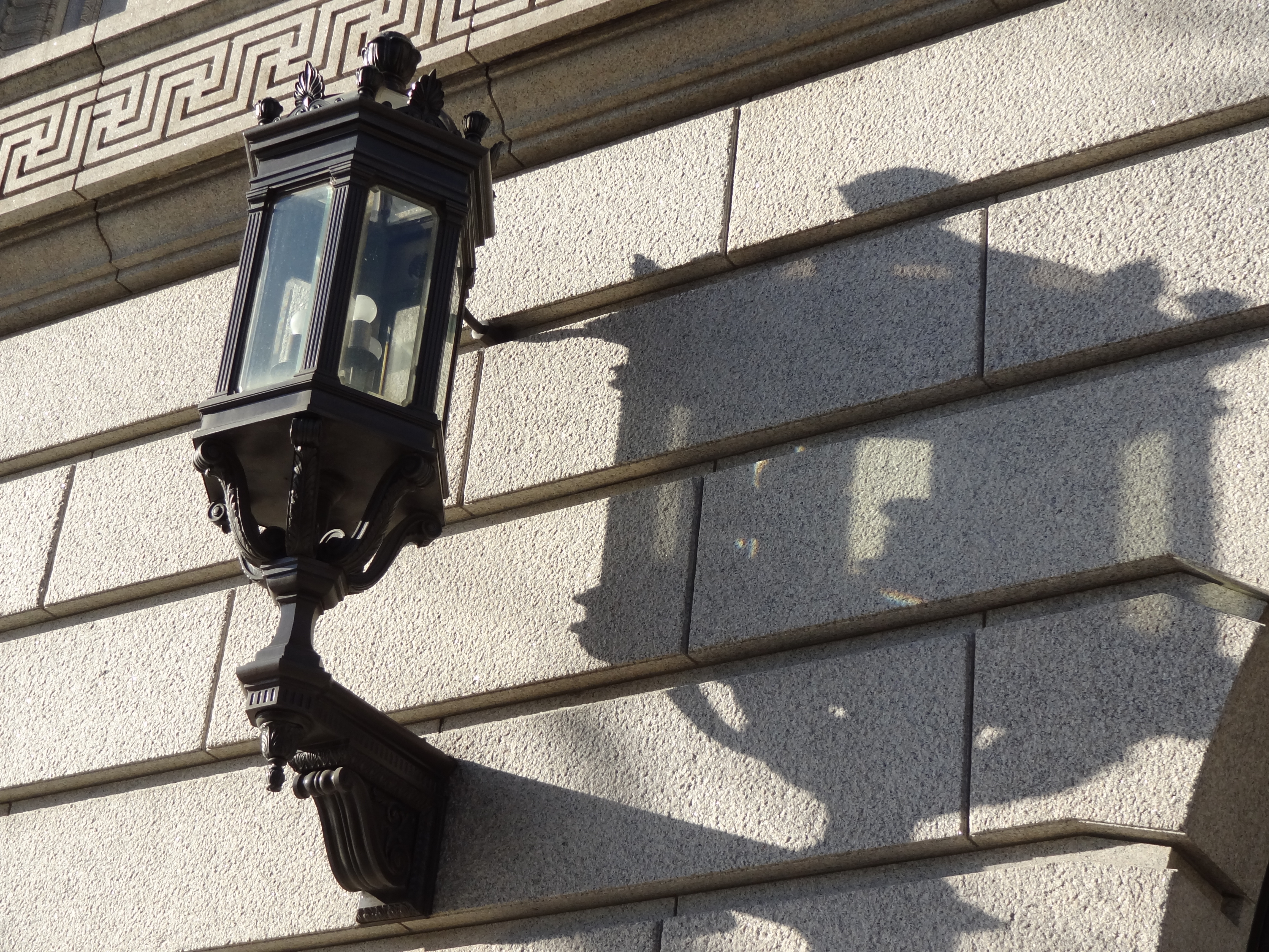 <b>DSC-HX9V / 約6.0MB / 4,608×3,456 / 1/400秒 / F4.5 / 0.0EV / ISO100 / WB:オート / 12.2mm</b>