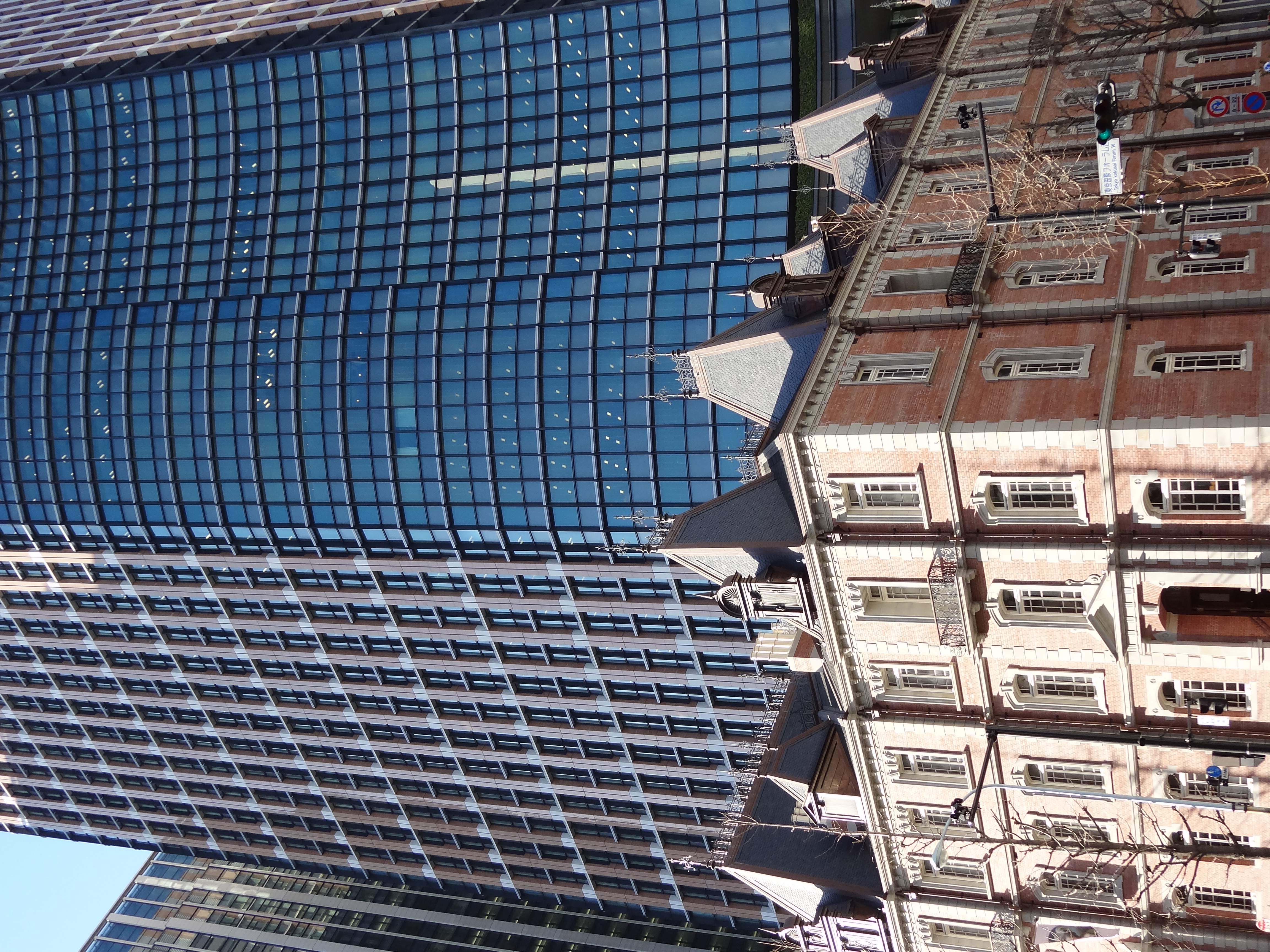 <b>DSC-HX9V / 約5.8MB / 3,456×4,608 / 1/250秒 / F4 / 0.0EV / ISO100 / WB:オート / 6.8mm</b>