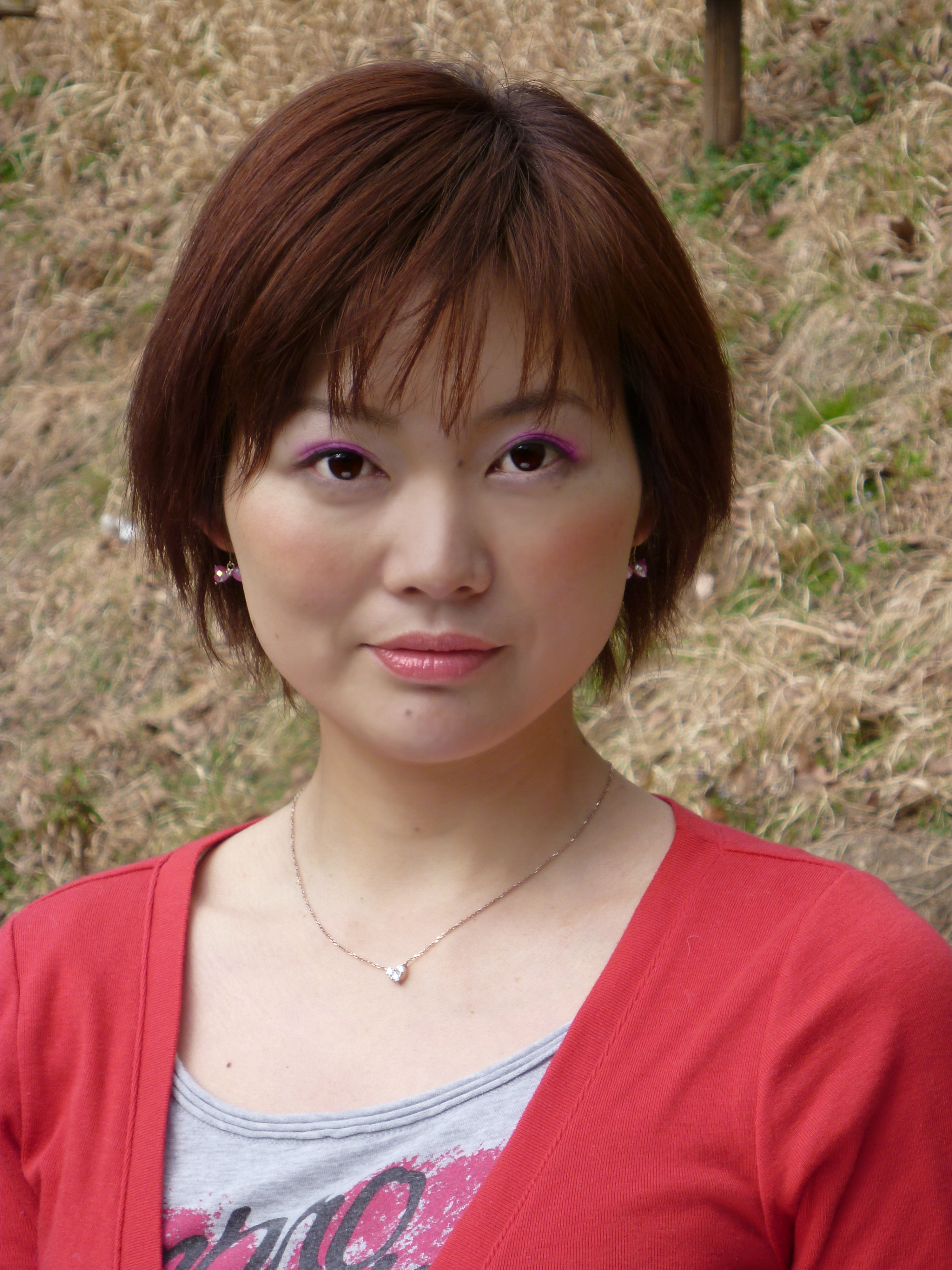 <b>黒人系その2<br>エステレタッチ：オール100％<br>肌色：一番上の小麦色<br>リップカラー：赤<br>チークカラー：3番目のオレンジ系<br>アイシャドー：ピンク</b>