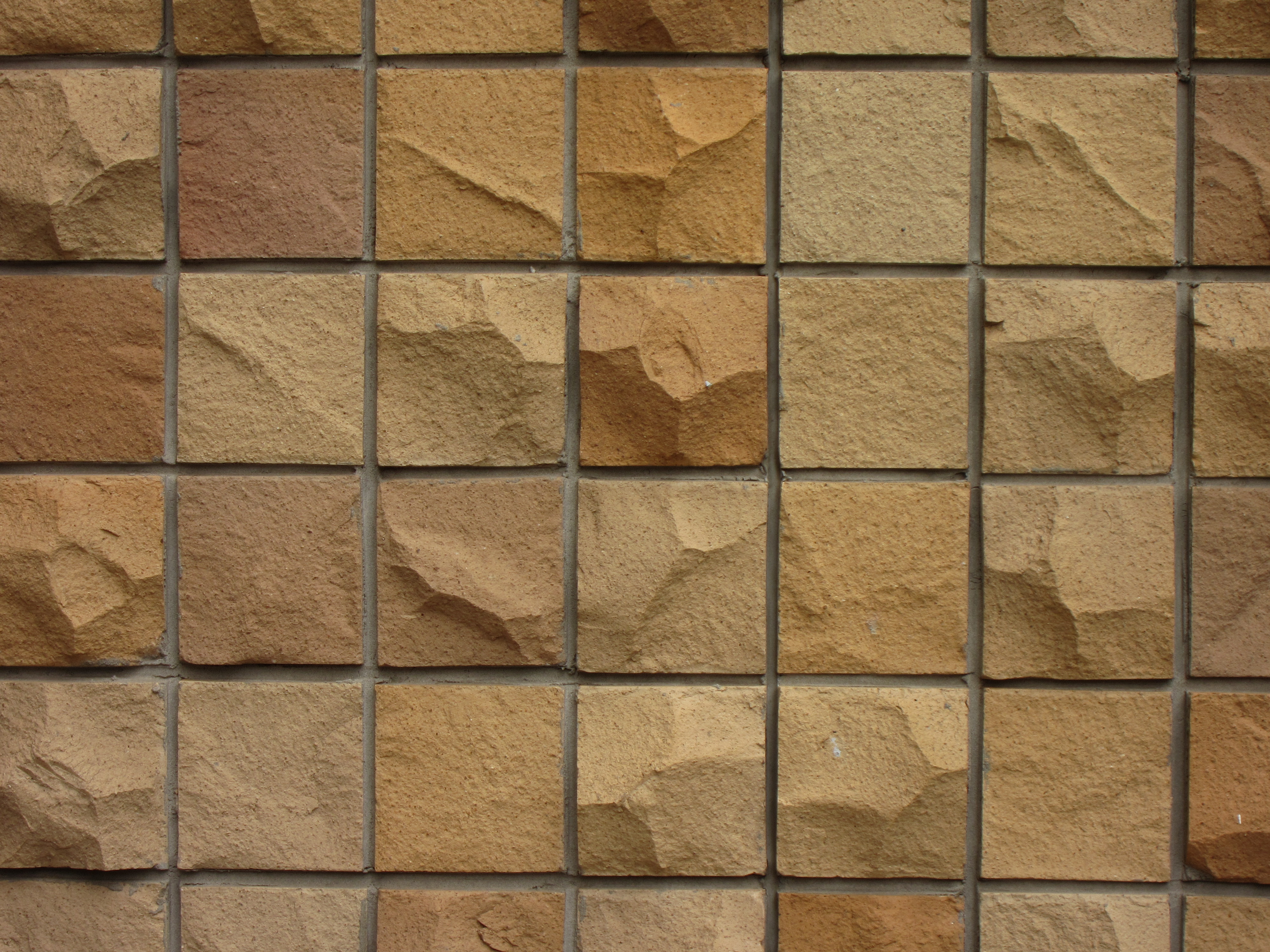 <b>望遠端（105mm相当）<br>IXY 31S / 4,000×3,000 / 1/200秒 / F5.8 / 0EV / ISO100 / プログラム / WB:オート / 18.8mm</b>