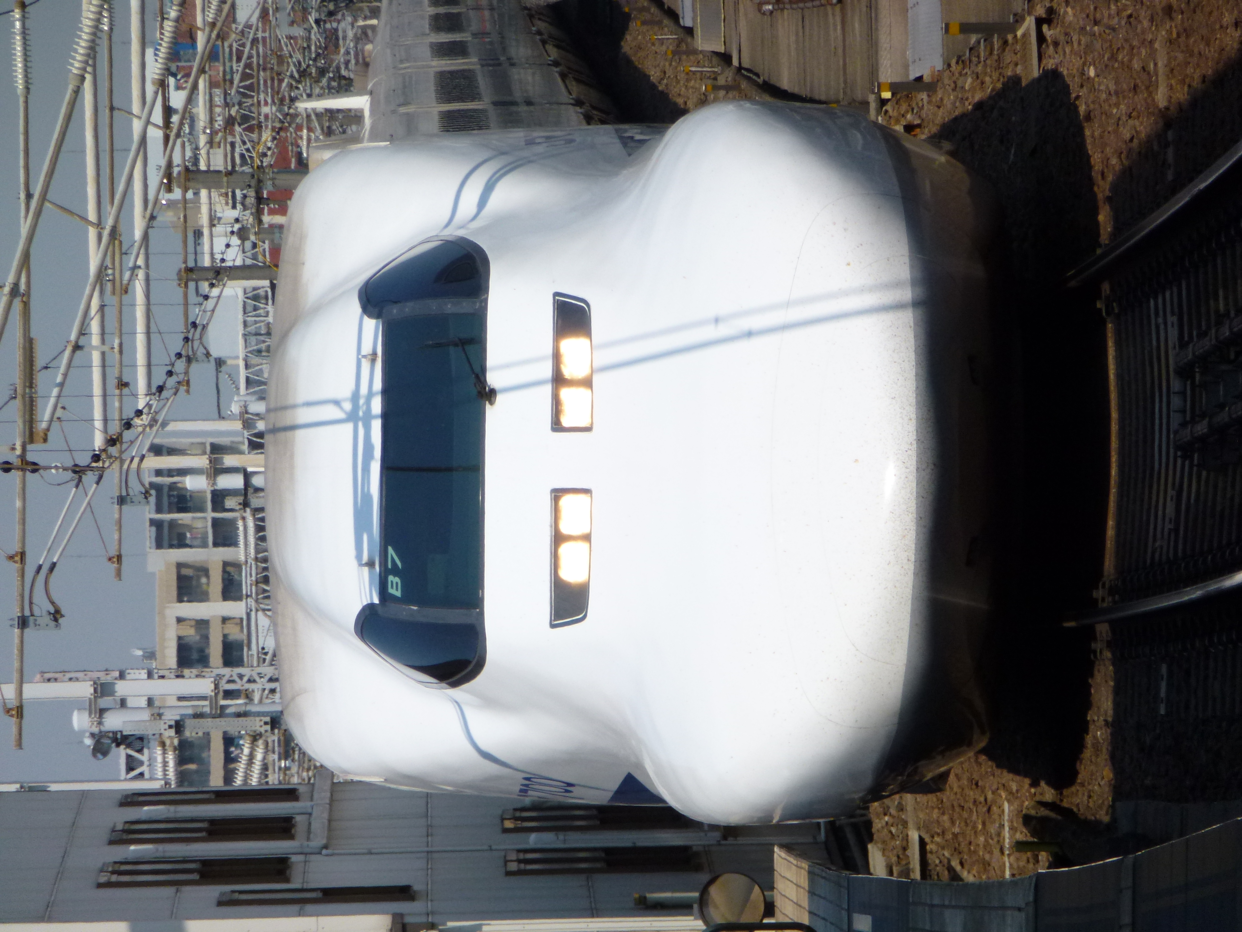 <b>DMC-TZ20 / 5.4MB / 3,240×4,320 / 1/2,000秒 / F5.9 / 0.0EV / ISO200 / WB:オート / 68.8mm</b>