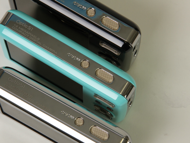 <b>電源ボタンとシャッターボタン</b>