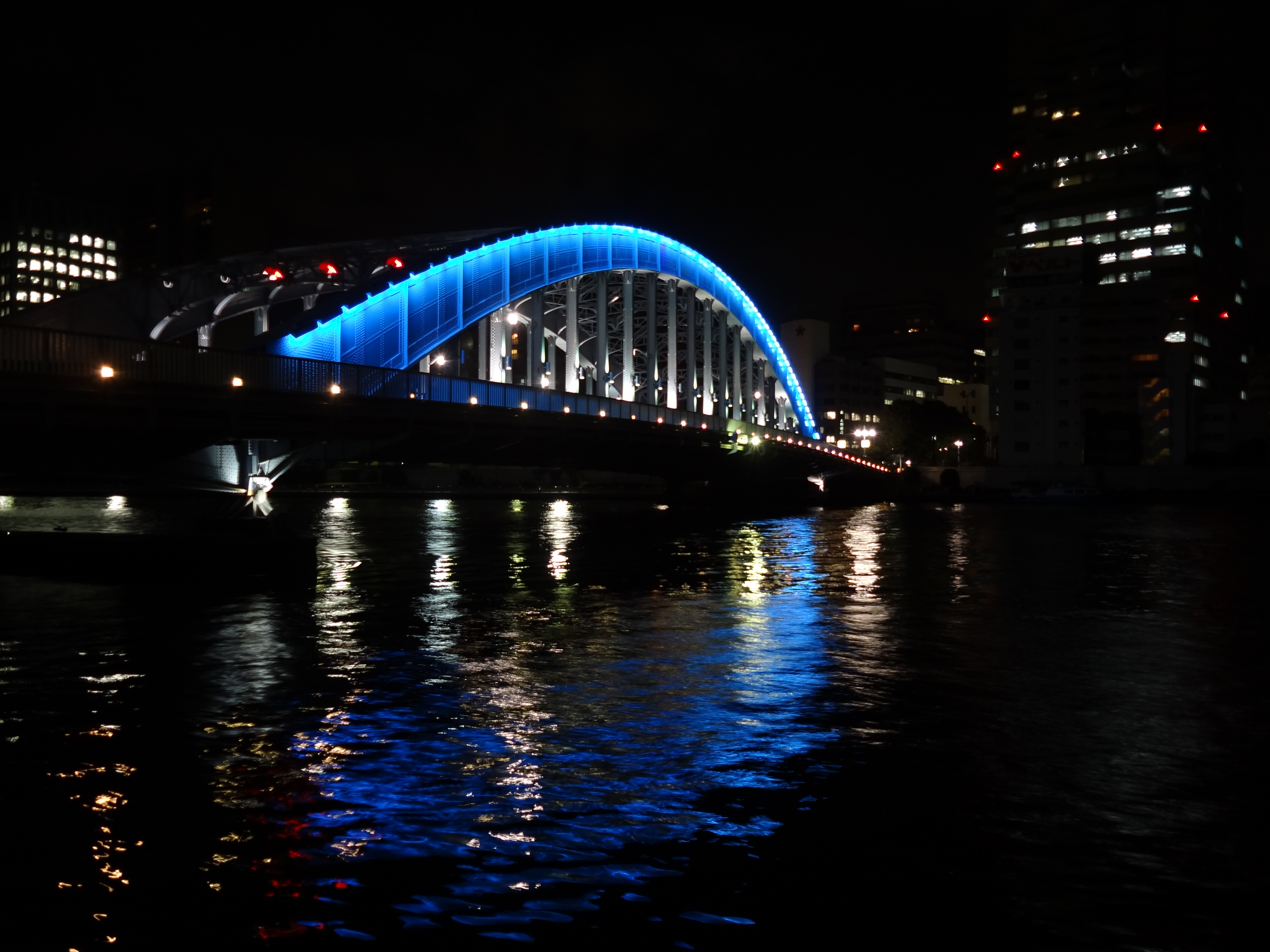 <b>プログラムオート / DSC-WX10 / 約2.5MB / 4,608×3,456 / 1/6秒 / F2.5 / 0.0EV / ISO100 / WB:オート / 5.1mm</b>