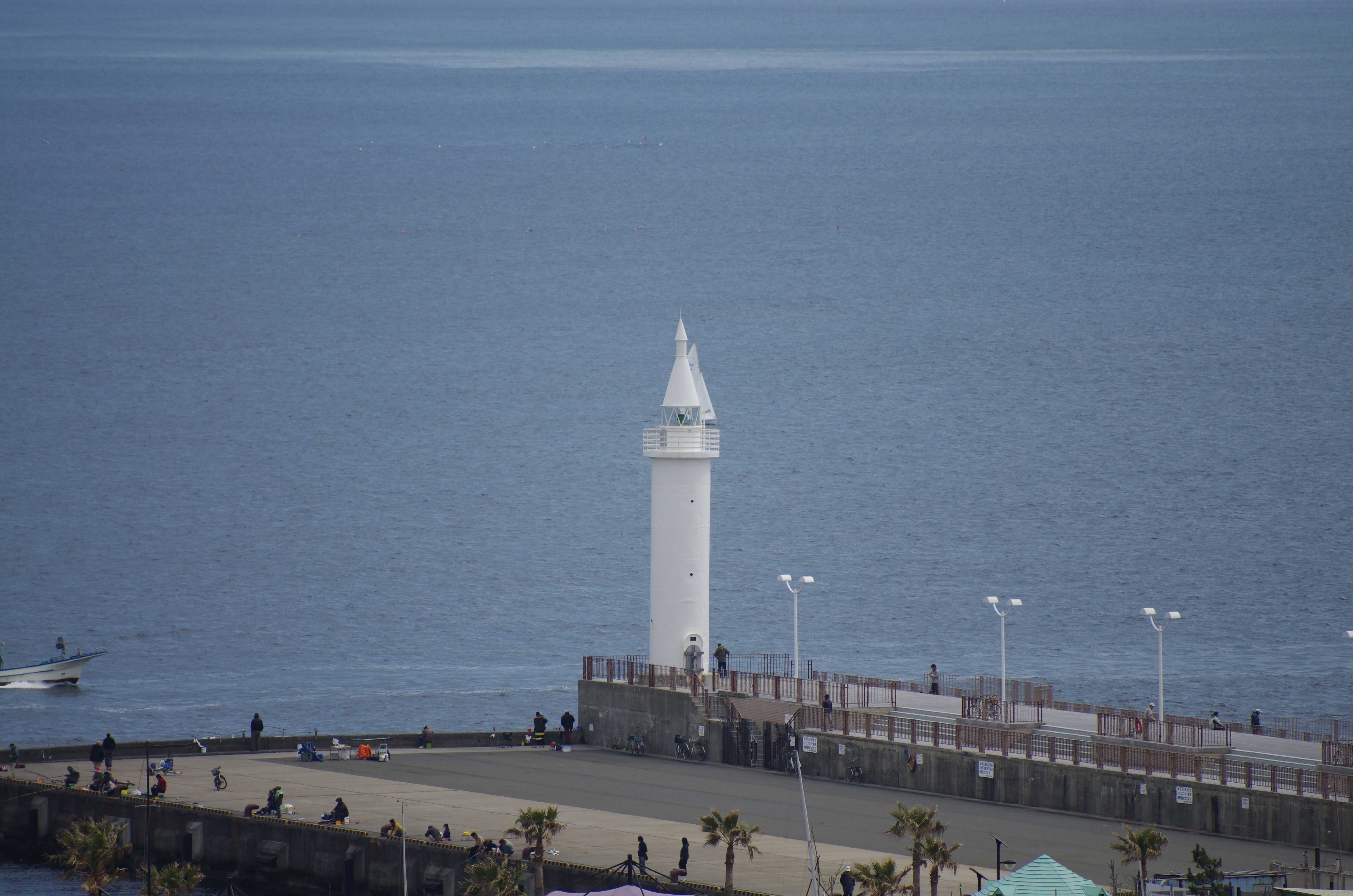 <b>DA★ 60-250mm F4 ED [IF] SDM /</b>