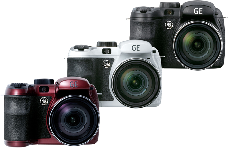 <b>X500。上からブラック、ホワイト、レッド</b>