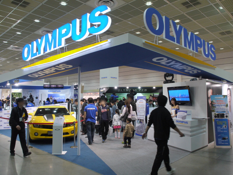 <b>オリンパスブース</b>