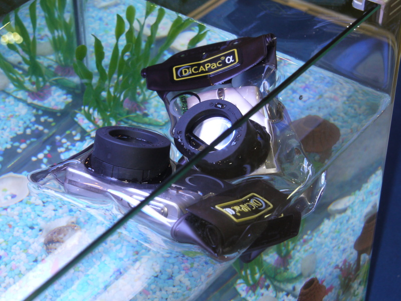 <b>DiCAPacの防水ケース</b>