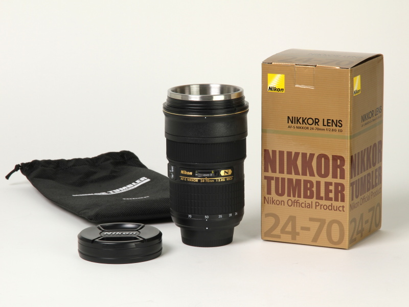 <b>ニッコールタンブラー24-70のパッケージ内容</b>