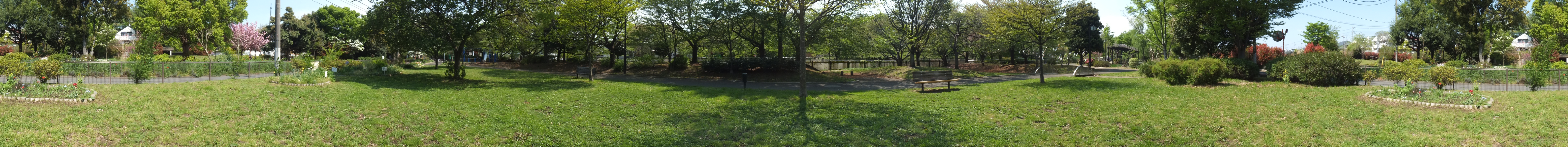 <b>FinePix Z900EXR / 7,680×720 / 1/450秒 / F7 / 0EV / ISO200 / WB:オート / 5.6mm</b>