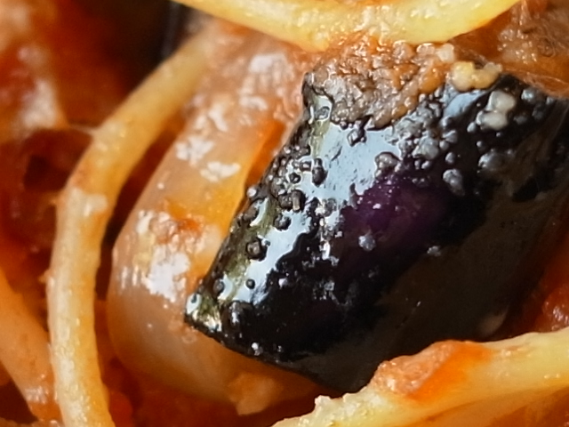 <b>デジタルズーム（オートリサイズ）VGA / GXR / GR LENS A12 28mm F2.5 / 約190K / 640×480 / 1/73秒 / F2.5 / +0.3EV / ISO200 / WB:マニュアル / 18.3mm</b>