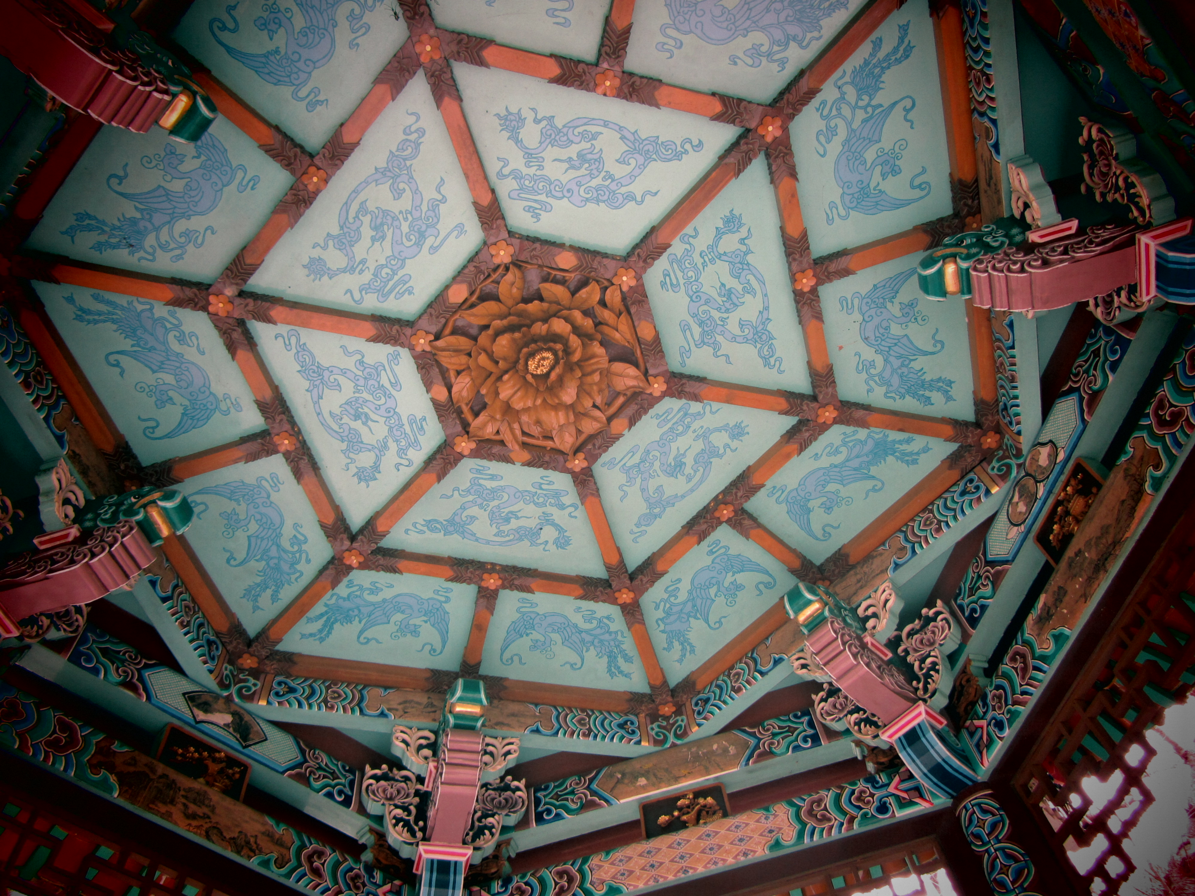 <b>クリエイティブフィルターモード:トイカメラ / PowerShot SX230 HS / 2.9MB / 4,000×3,000 / 1/60秒 / F3.1 / 0.0EV / ISO250 / WB:オート / 5mm</b>