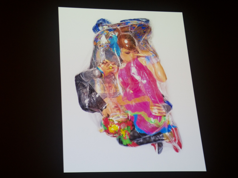 <b>PHOTOGRAPHER HAL氏は、カップルを真空パックした作品「Flesh Love」を紹介</b>