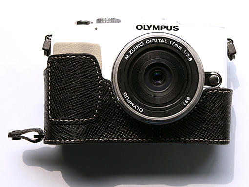 <b>エンボブラック</b>