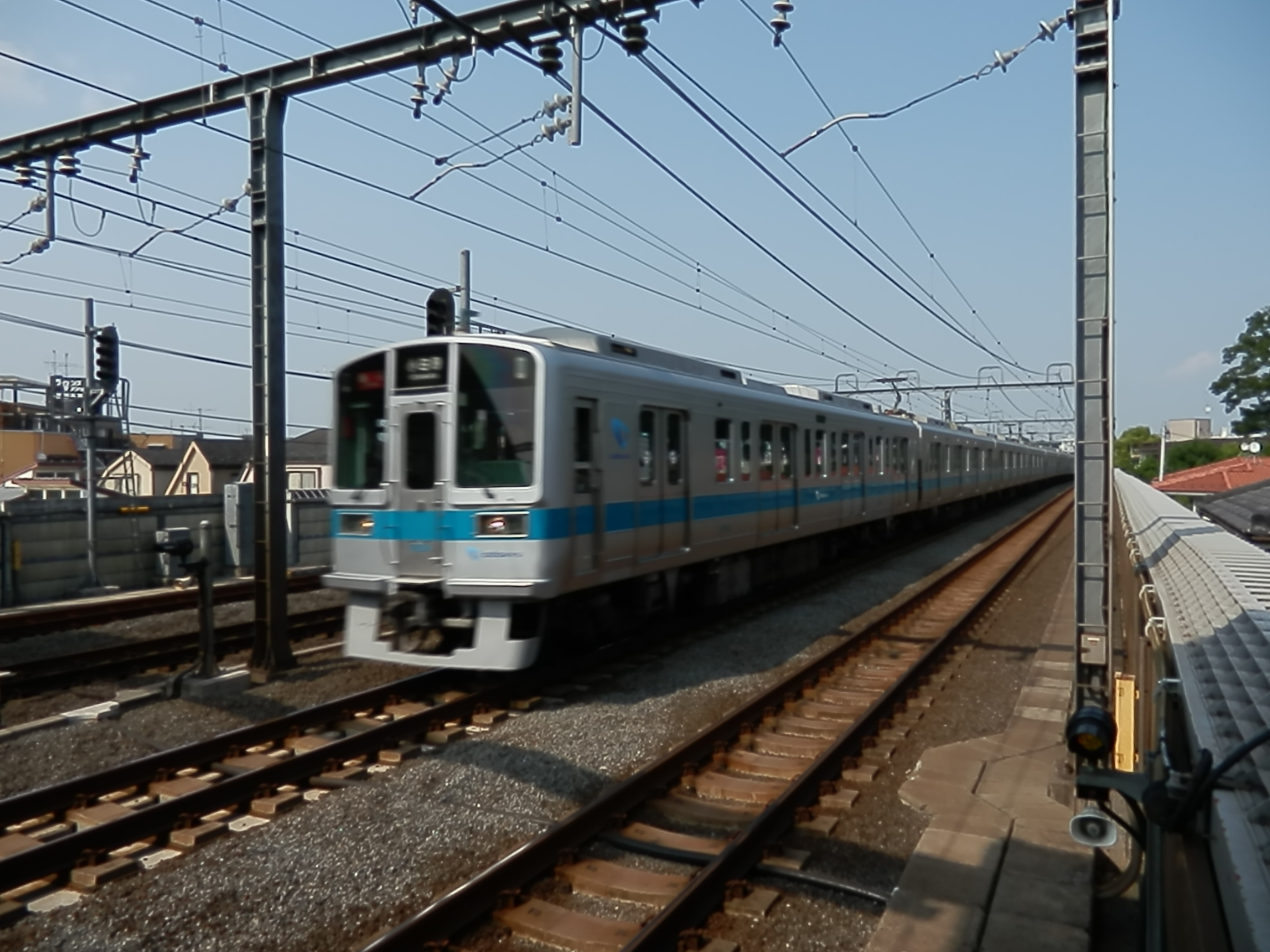 <b>高速連写 / SZ-30MR / 約1.5MB / 2,560×1,920 / 1/160秒 / F8.7 / -0.3EV / ISO80 / WB:オート / 4.5mm</b>