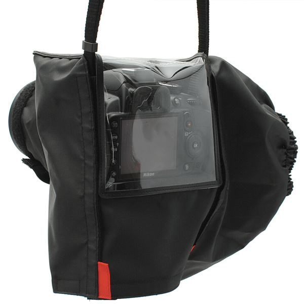 <b>ニコンD3100レンズキットでの使用例</b>