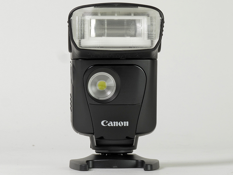 <b>本体部分にLEDライトを搭載した</b>