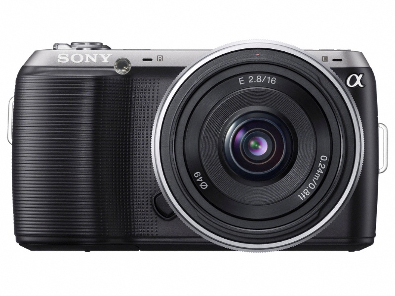 <b>NEX-C3（ブラック）+E 16mm F2.8</b>