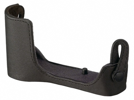 <b>専用ボディケース「LCS-EMB30」（4,200円）も発売。写真はブラック</b>