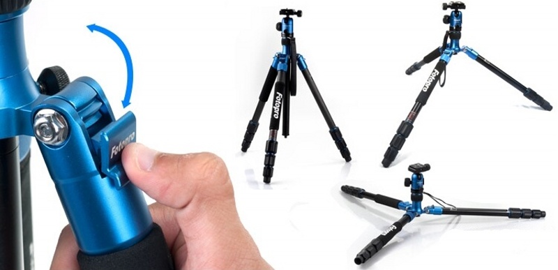 <b>脚部は3段階に開く。センターポールは分割可能</b>