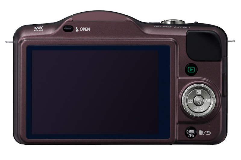 <b>LUMIX DMC-GF3（センシュアルブラウン）背面</b>