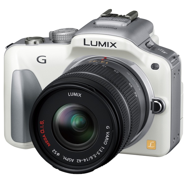 <b>LUMIX DMC-G3（シェルホワイト）+LUMIX G VARIO 14-42mm F3.5-5.6 ASPH. MEGA O.I.S.</b>