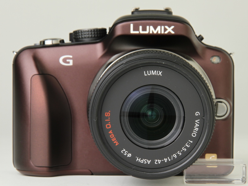<b>LUMIX G VARIO 14-42mm F3.5-5.6 ASPH. MEGA O.I.S.（ブラック鏡筒）</b>