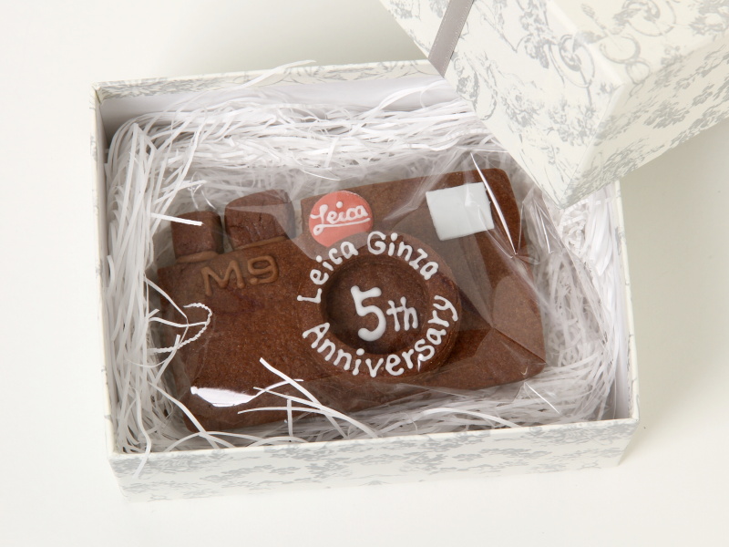 <b>レセプションのお土産に配られたM9クッキー</b>