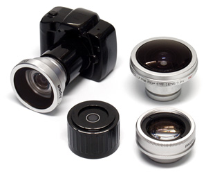 <b>別売のコンバーターレンズが利用可能</b>