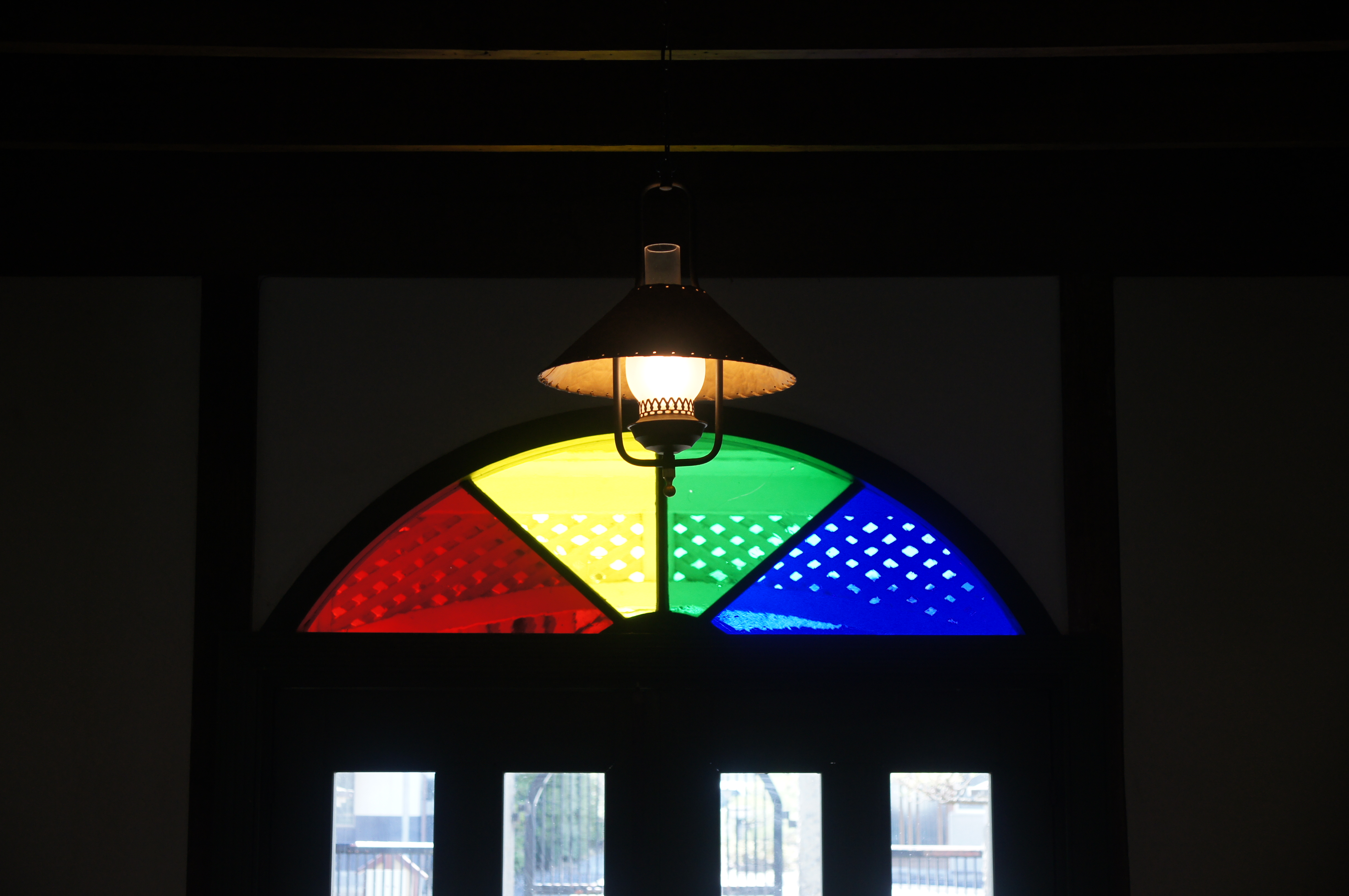 <b>α55 / DT 16-80mm F3.5-4.5 ZA / 4,912×3,264 / 1/80秒 / F5 / 0EV / ISO320 / 絞り優先AE / WB:オート / 40mm</b>