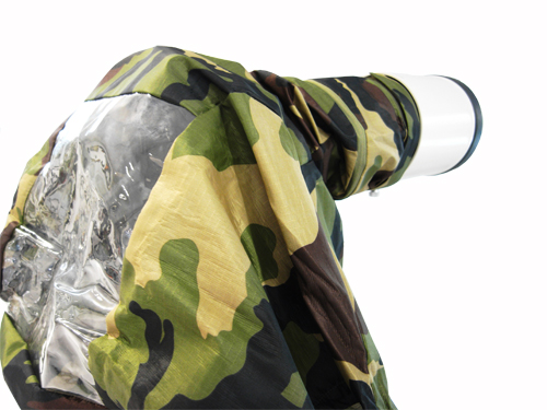 <b>背面部の透明窓</b>