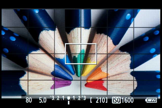 <b>【EOS Kiss X5】動画モード時の画面。ちゃんと16:9比率で表示してくれる</b>