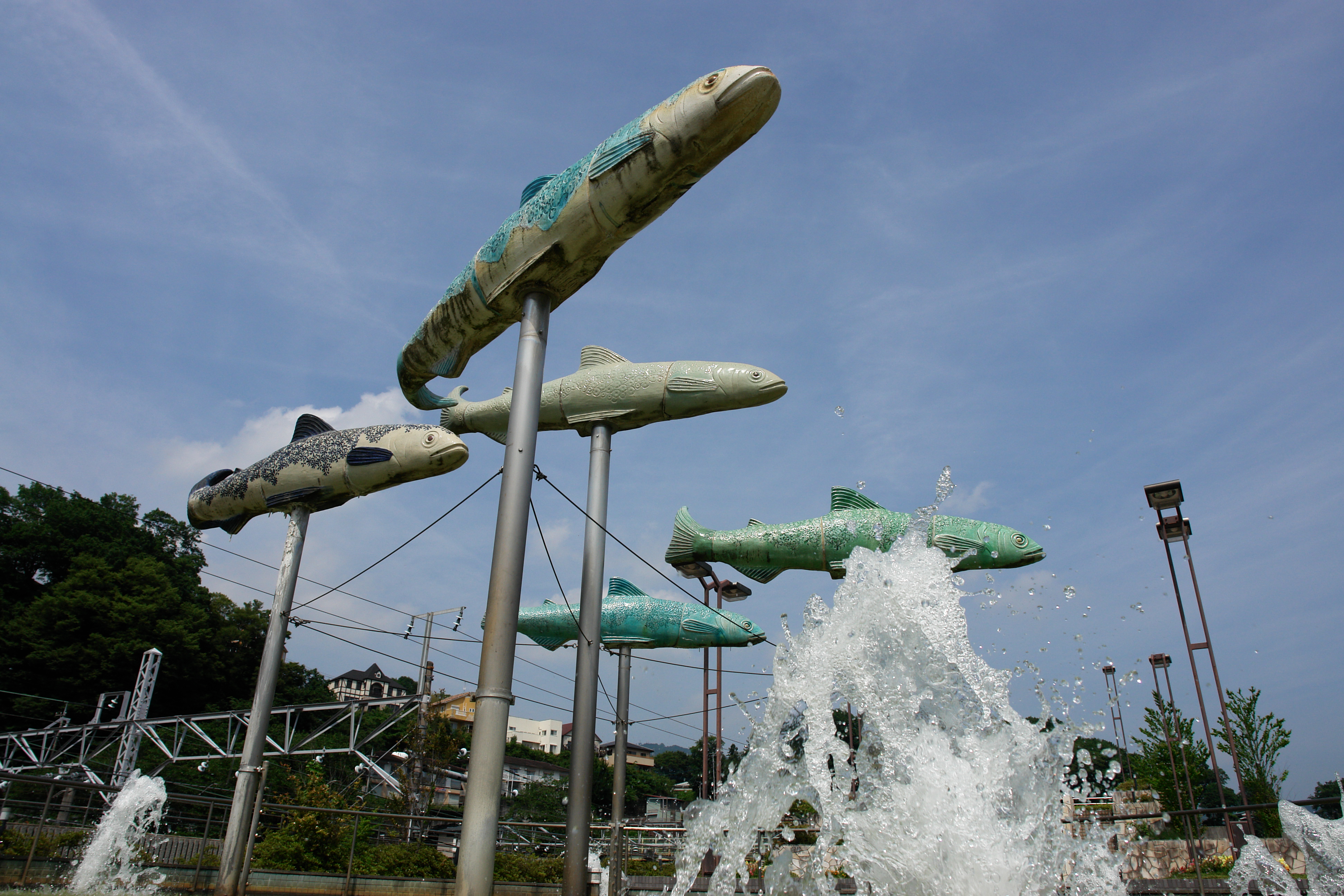 <b>JPEGでの画像。DSC-R1 / 約4.3MB / 3,888×2,592 / 1/800秒 / F8 / 0.0EV / ISO160 / WB:太陽光 / 14.3mm</b>