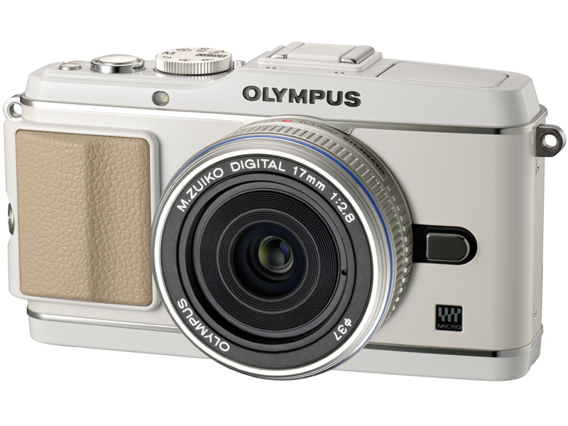 <b>M.ZUIKO DIGITAL 17mm F2.8を装着したところ</b>