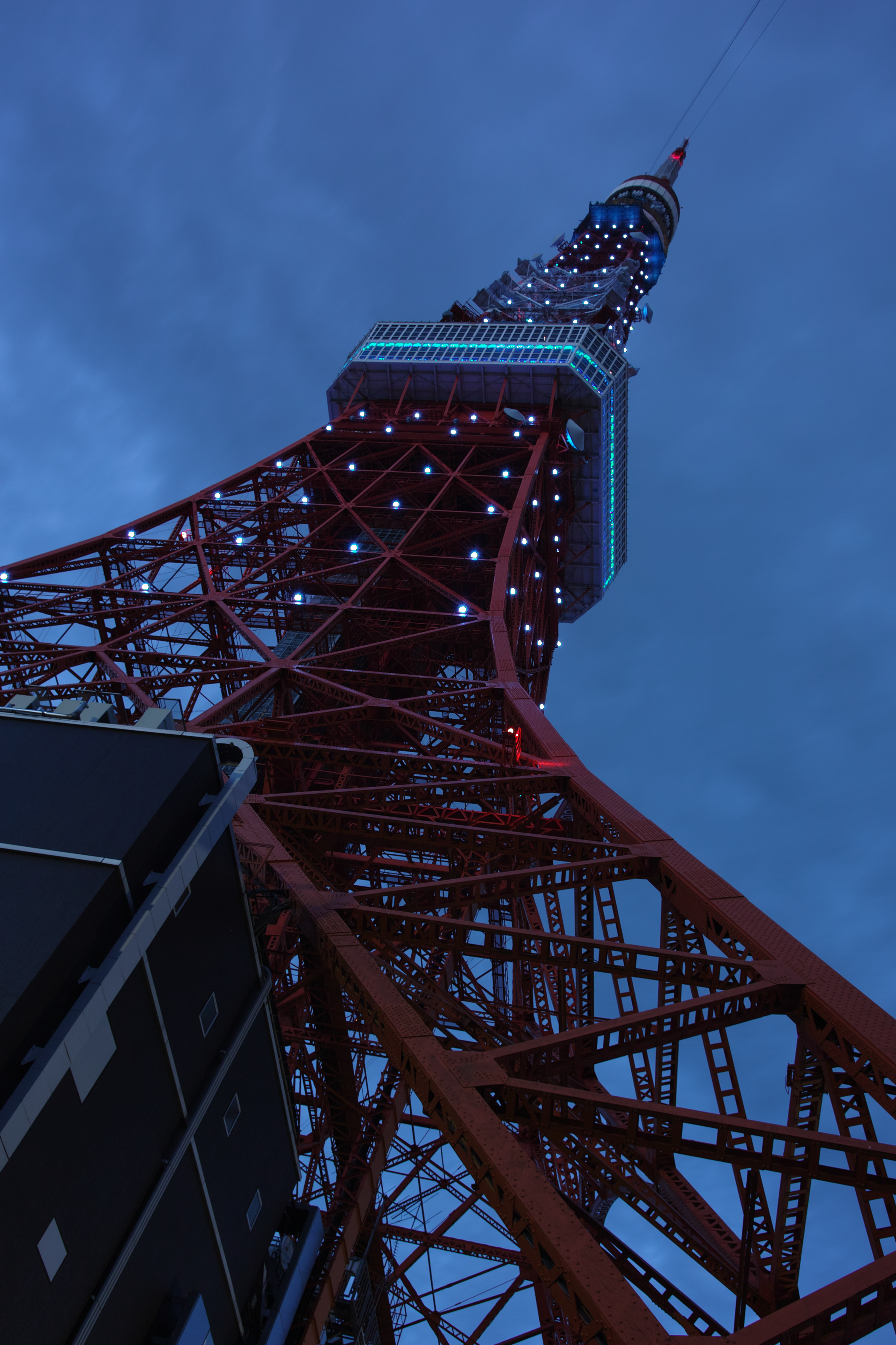 <b>ISO100 / RAW（JPEGに現像） / SD1 / 17-50mm F2.8 EX DC OS HSM / 約2.9MB / 3,136×4,704 / 5秒 / F8 / -2.0EV / WB:オート / 21mm</b>