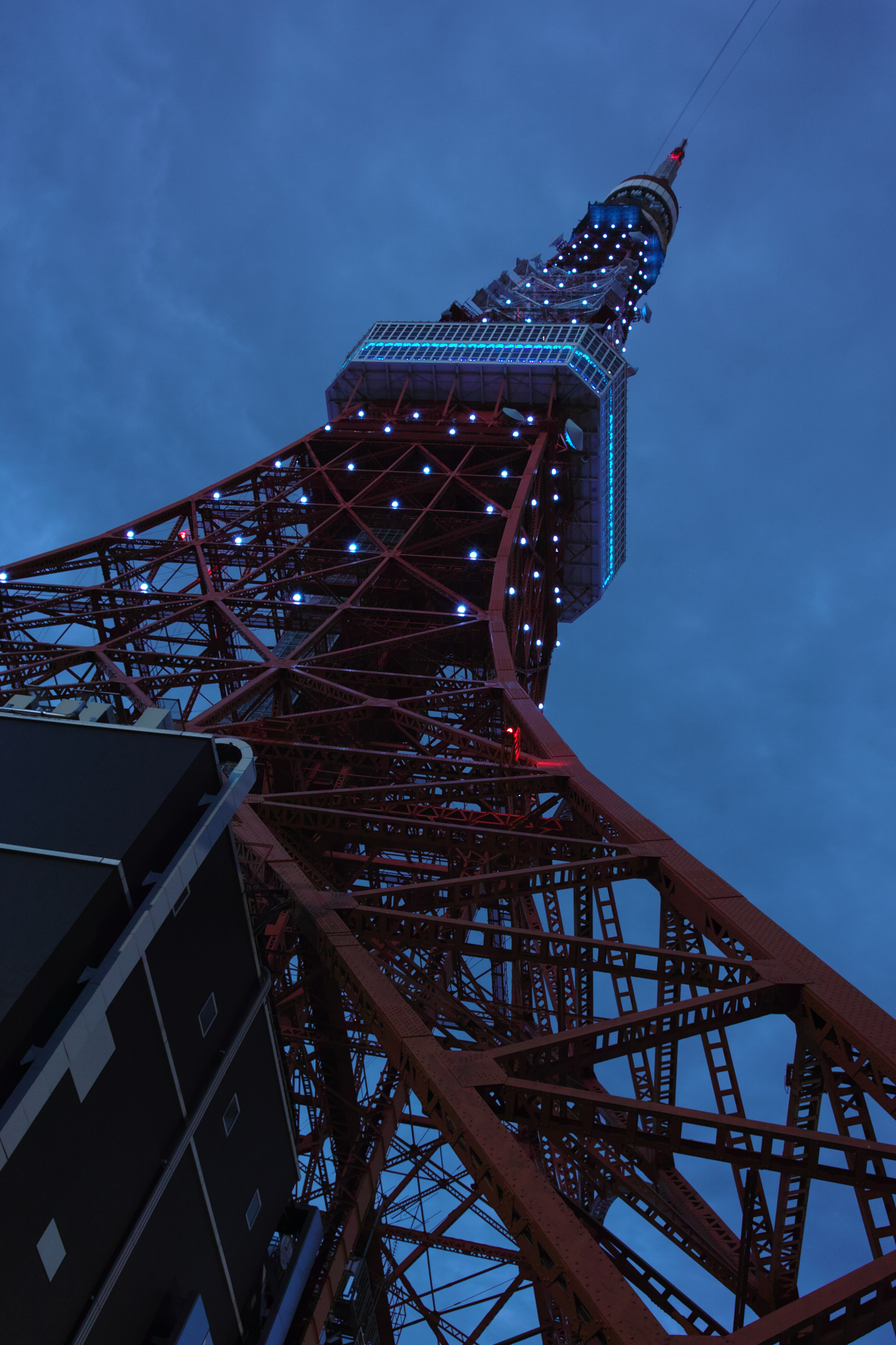 <b>ISO400 / RAW（JPEGに現像） / SD1 / 17-50mm F2.8 EX DC OS HSM / 約4.1MB / 3,136×4,704 / 1.3秒 / F8 / -2.0EV / WB:オート / 21mm</b>