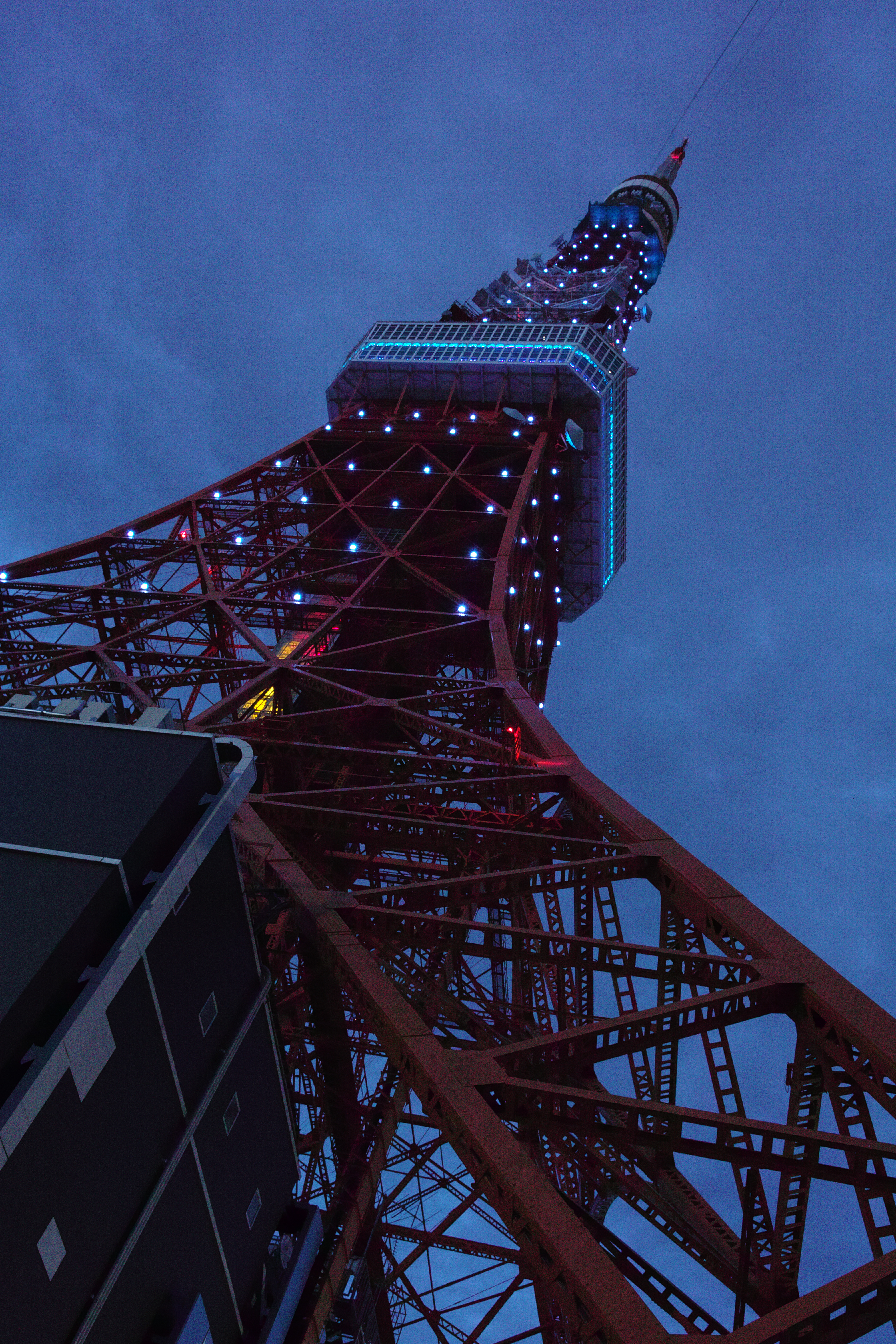 <b>ISO800 / RAW（JPEGに現像） / SD1 / 17-50mm F2.8 EX DC OS HSM / 約8.7MB / 3,136×4,704 / 1/1.7秒 / F8 / -2.0EV / WB:オート / 21mm</b>