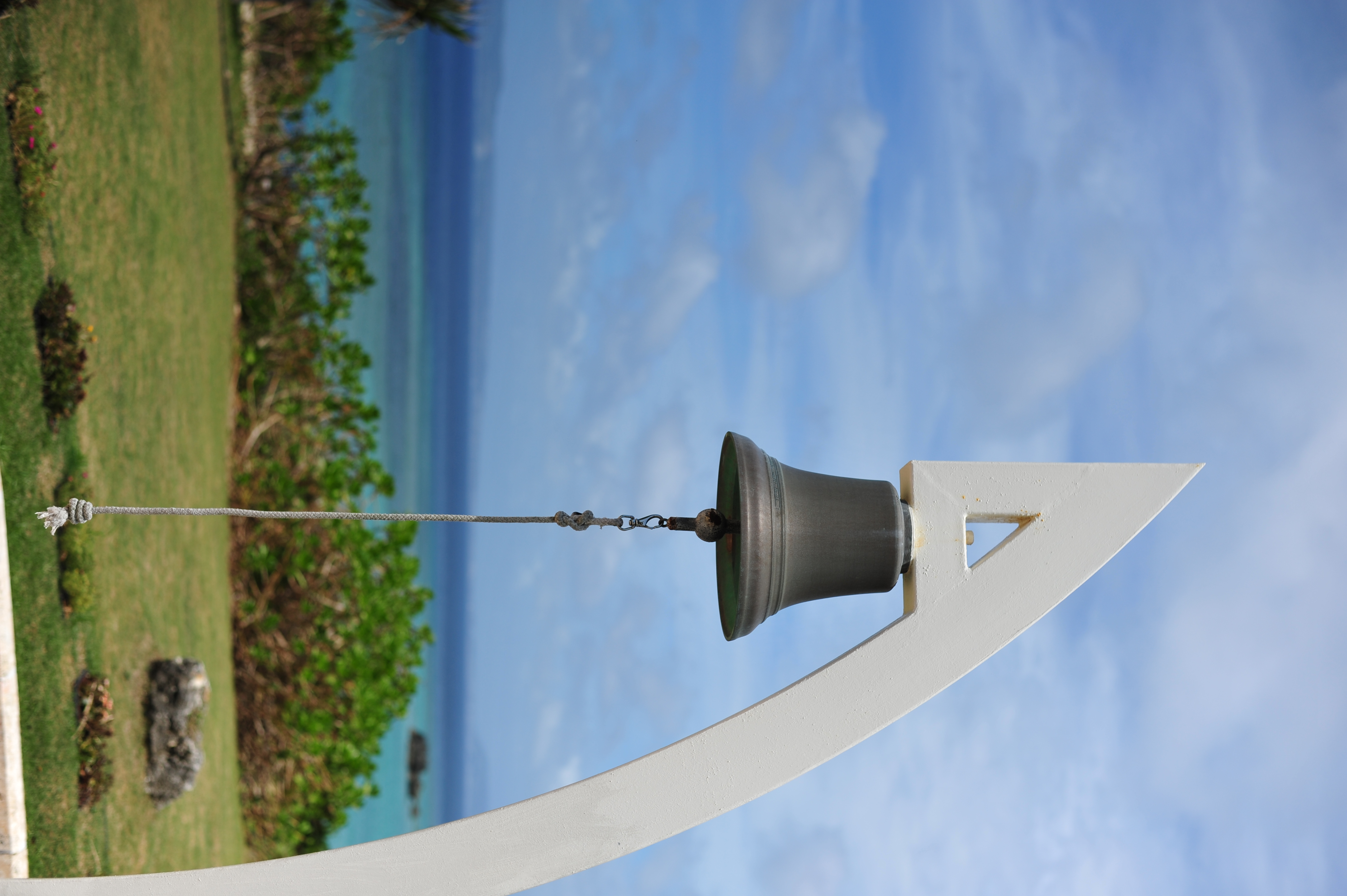 <b>D700 / AF-S NIKKOR 50mm F1.8 G / 約3.7MB / 2,832×4,256 / 1/6400秒 / F2.8 / +0.7EV / ISO200 / WB:晴天</b>