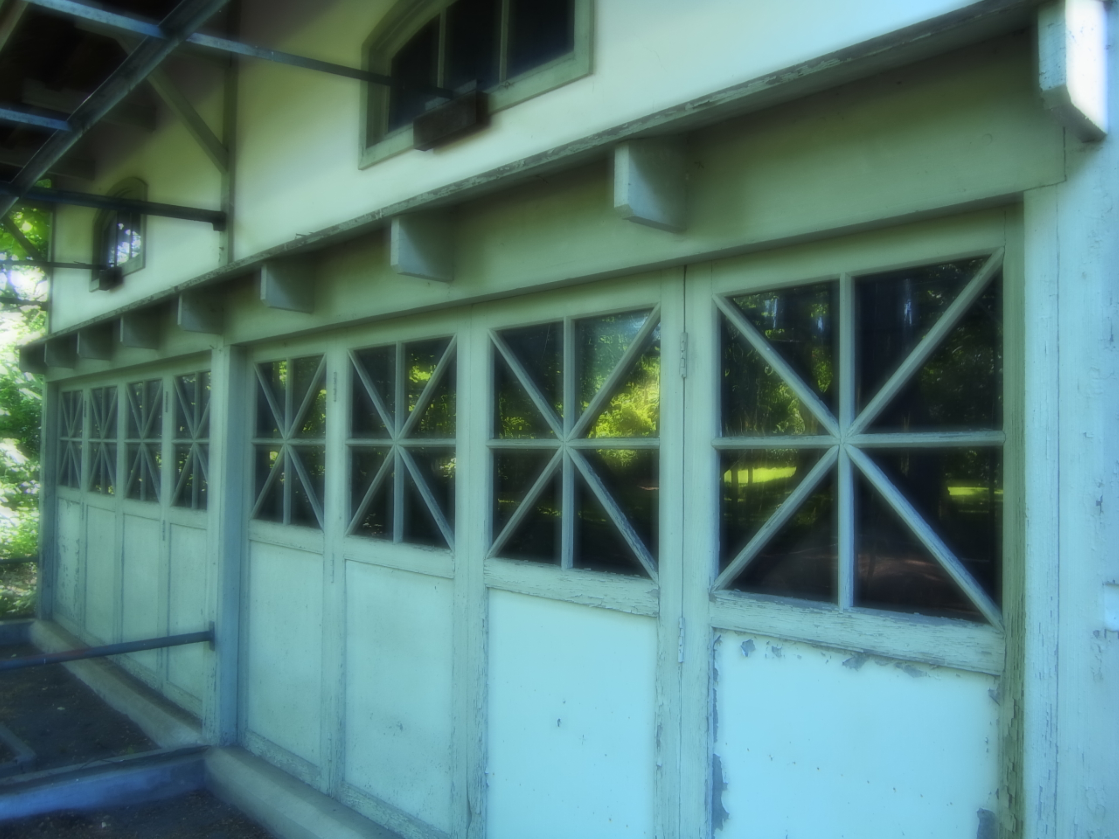 <b>ソフトフォーカス / 4,608×3,456 / 1/9秒 / F3.9 / 0.0EV / ISO100 / WB：太陽光 / 5mm（28mm相当）</b>