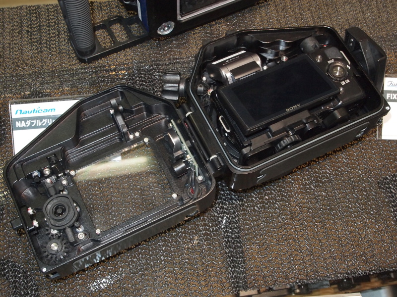 <b>ハウジング内部の構造</b>